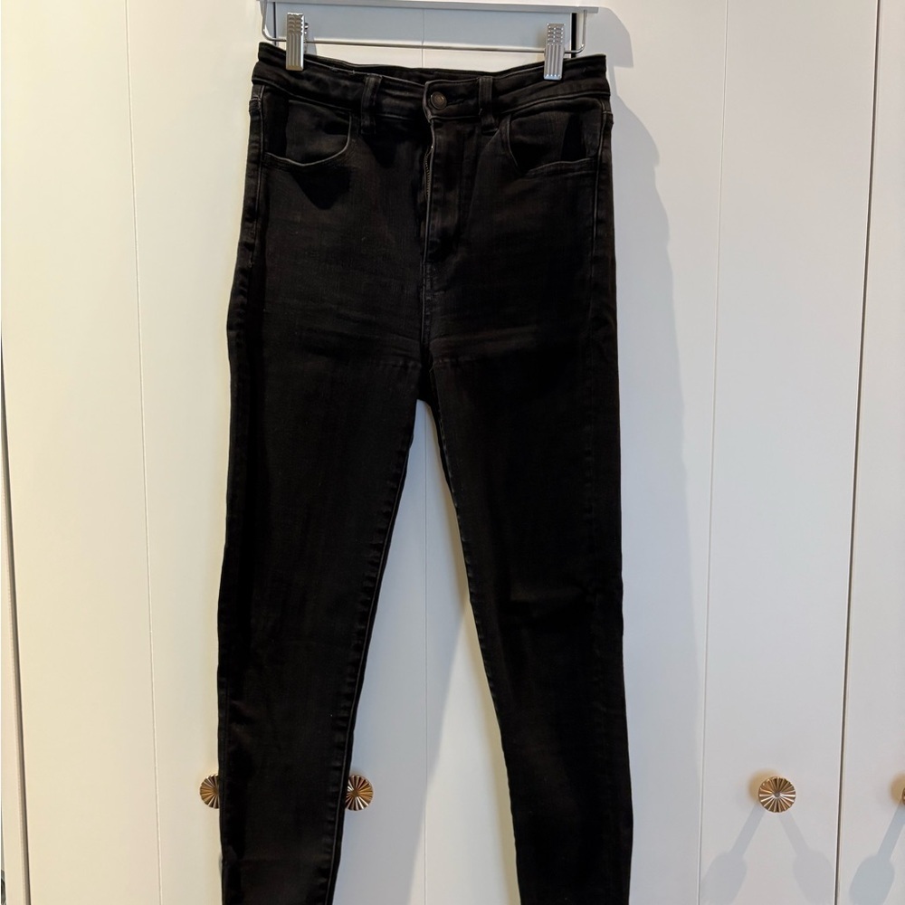 American Age Black Skinny Jeans with Knee Rip